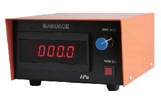 デジタル圧力計「マノエース」特集 | 高精度且つ豊富な圧力レンジに